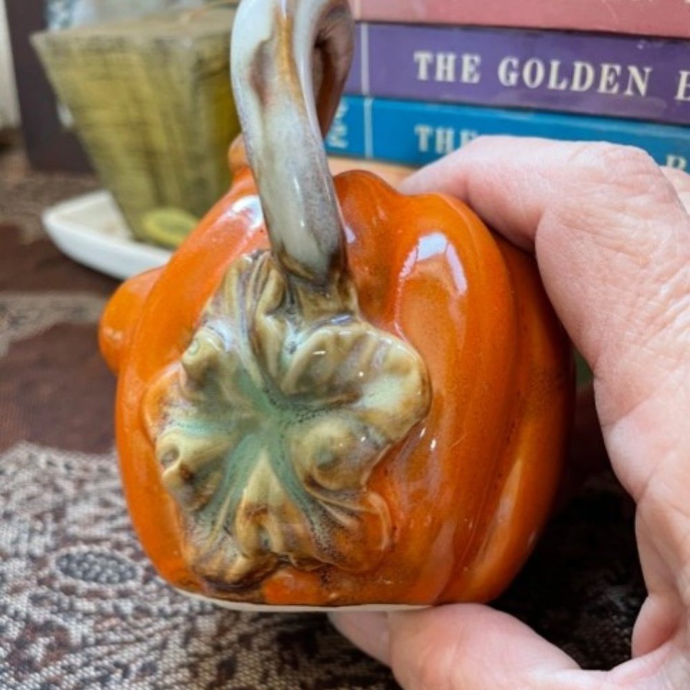 Cute Fall Pumpkin Tea Pot - Picture 3 of 7